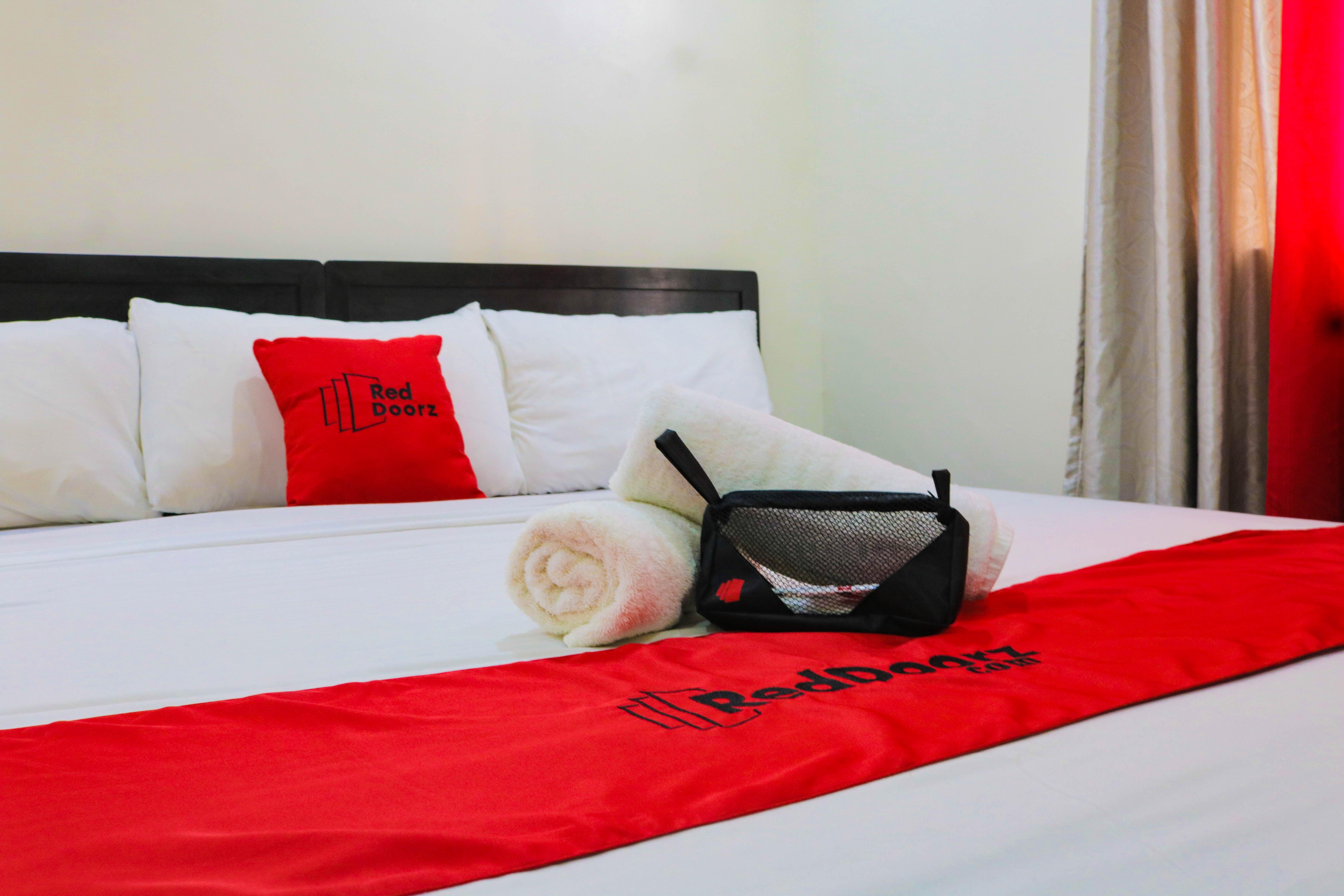 Reddoorz Plus @ Mabolo Cebu Ngoại thất bức ảnh